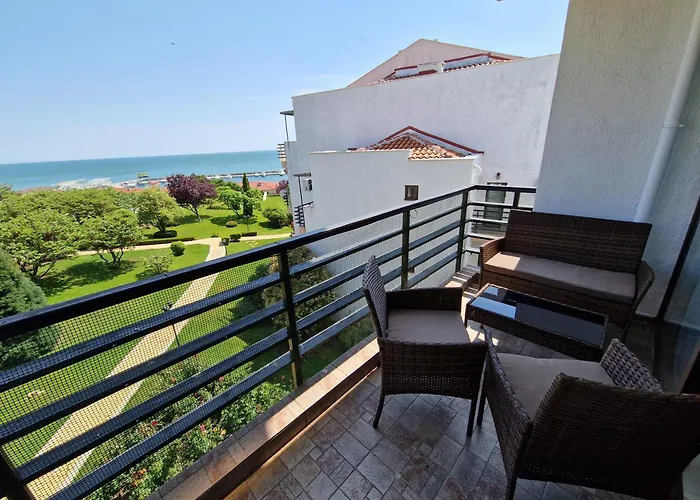 Diamond Апартаменты *