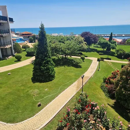 Apartment Diamond